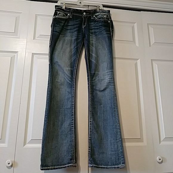 Rock Revival Jeans - Picture 4 of 5